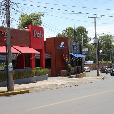 Hotel Aloha Managua Kültér fotó