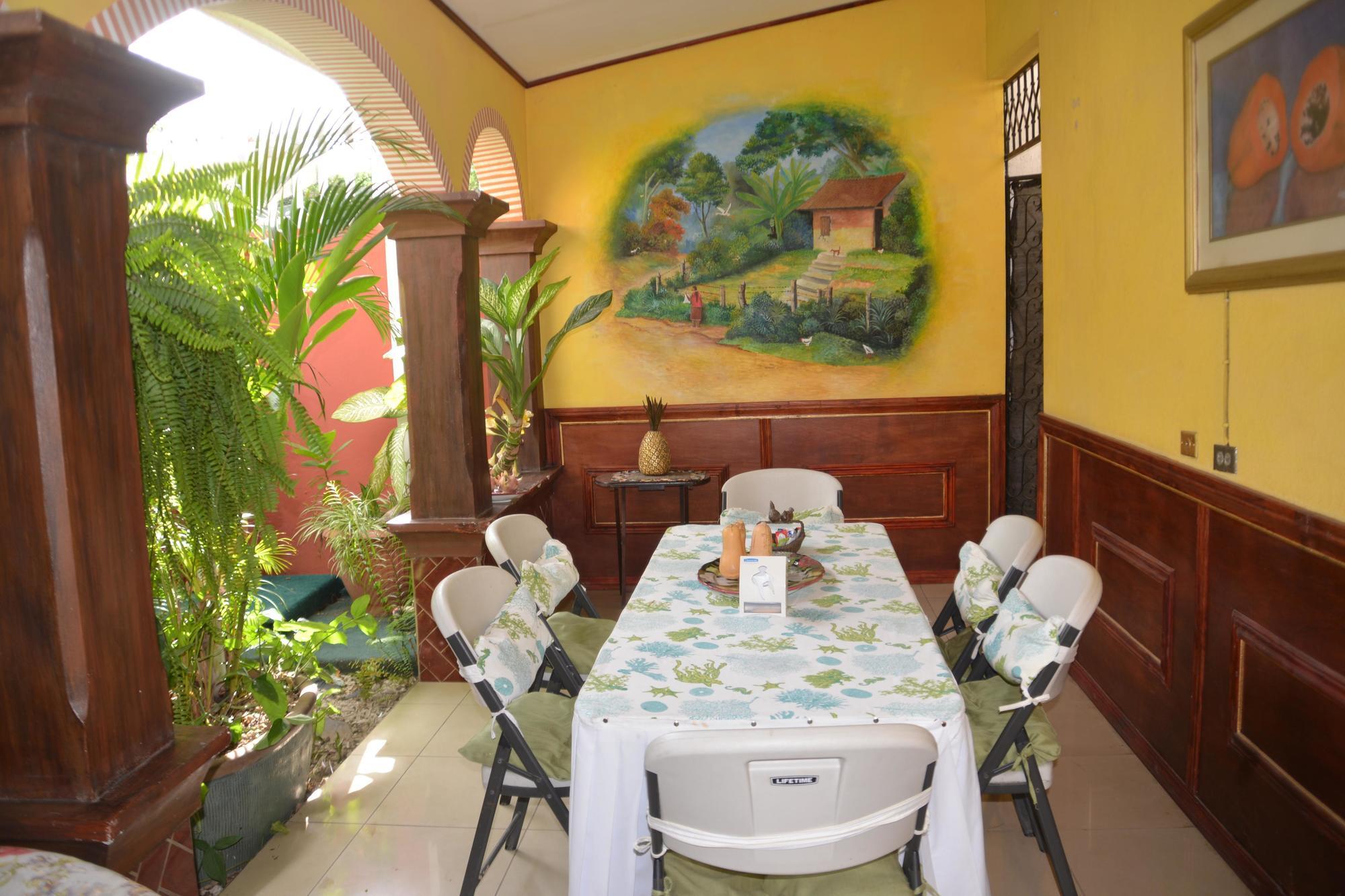 Hotel Aloha Managua Kültér fotó