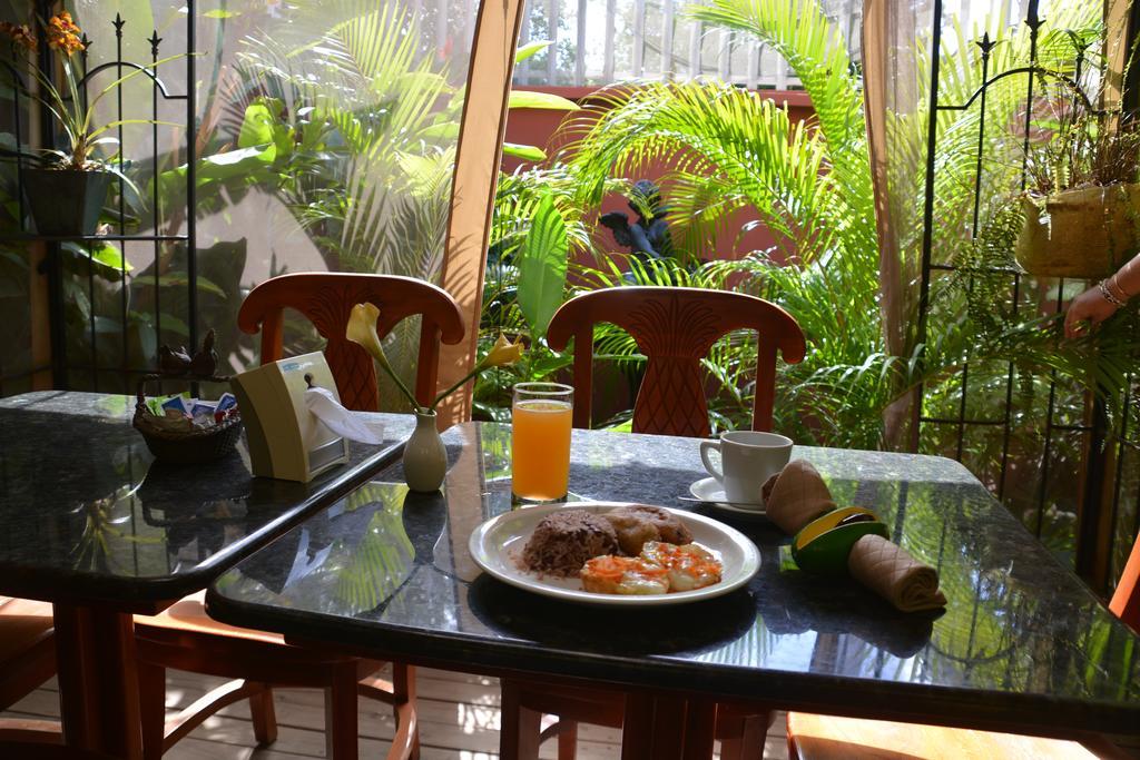 Hotel Aloha Managua Kültér fotó