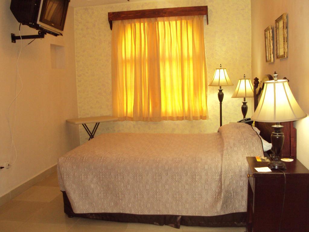 Hotel Aloha Managua Kültér fotó